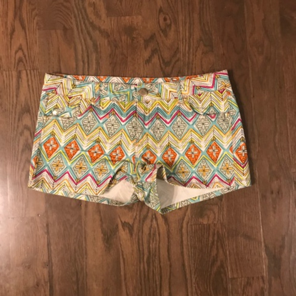 Tinseltown Denim Couture Pants - Patterned Shorts